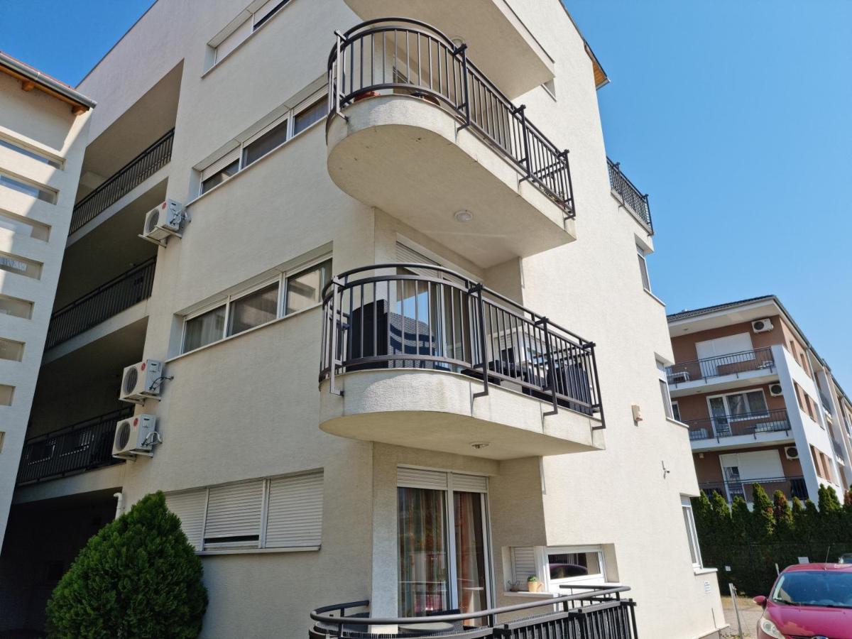 Betti Apartman Siofok Exterior photo